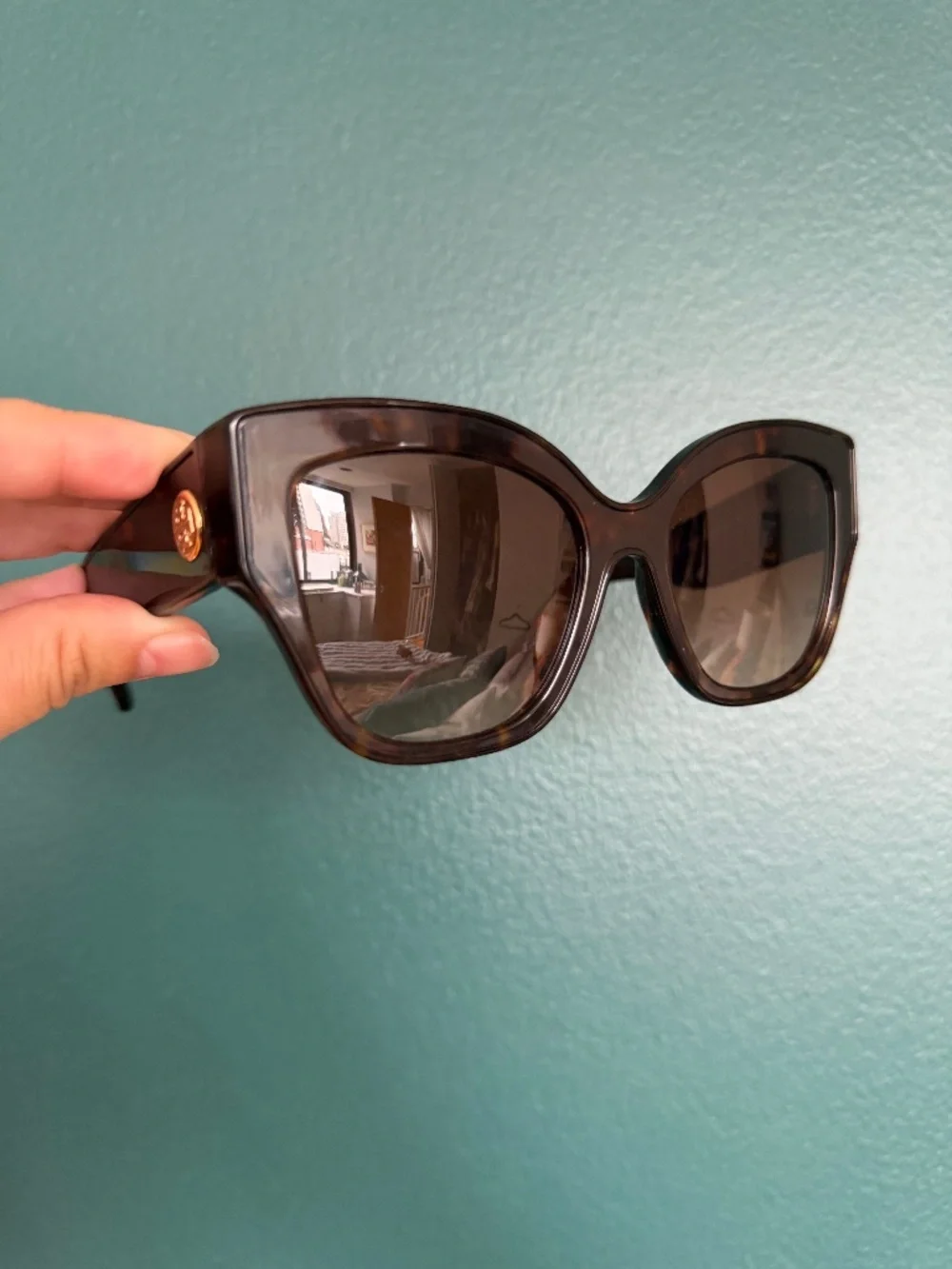 Tory Burch TY7184U Oversized Butterfly Sunglasses – Dark Tortoise